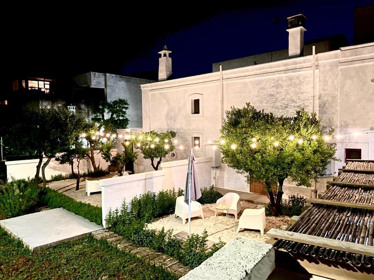 Villa Ricciardi-Suite Famigliare 1-Zona Ostuni 蒙塔尔巴诺 外观 照片